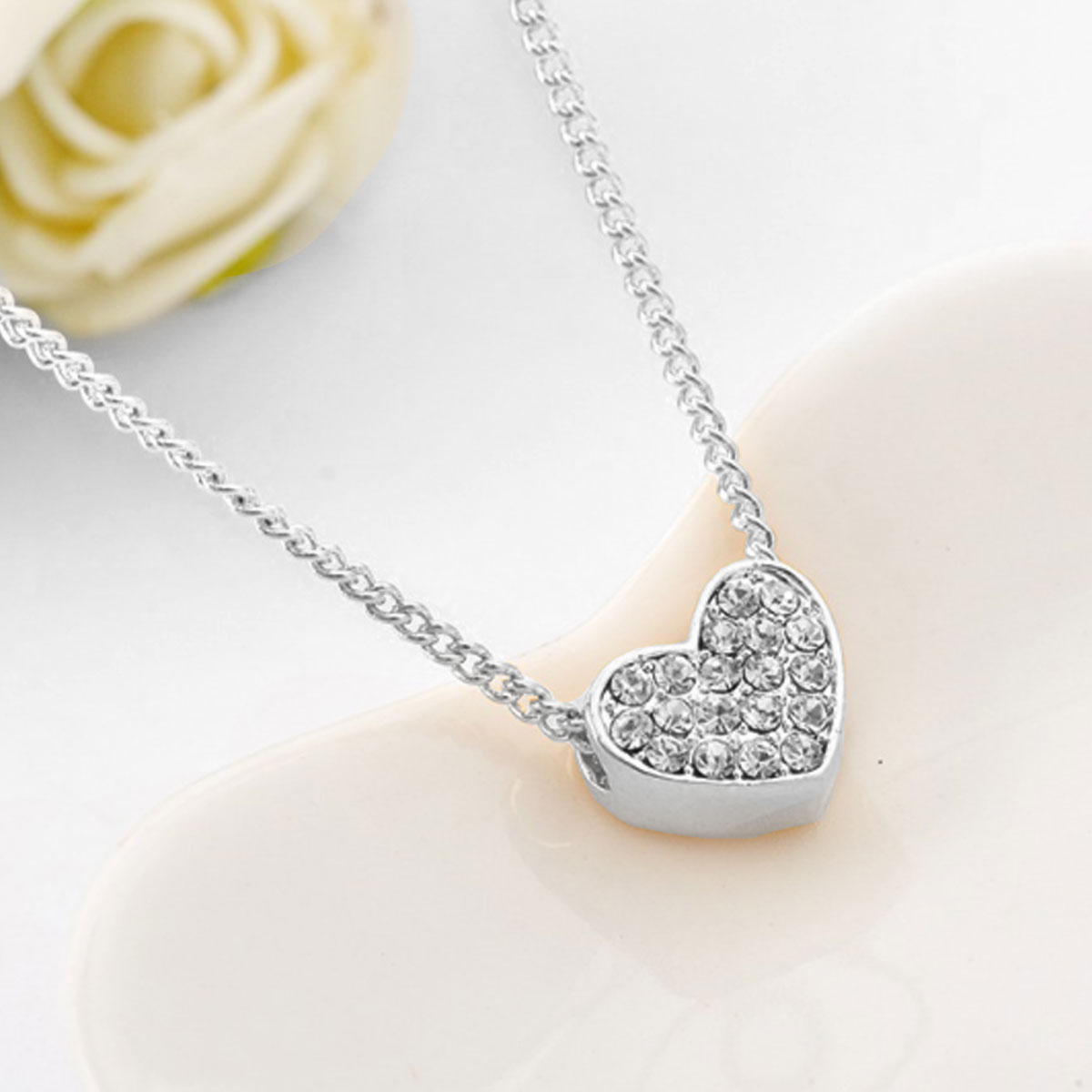 Heart Shape Silver Color Stylish Imitation Necklace